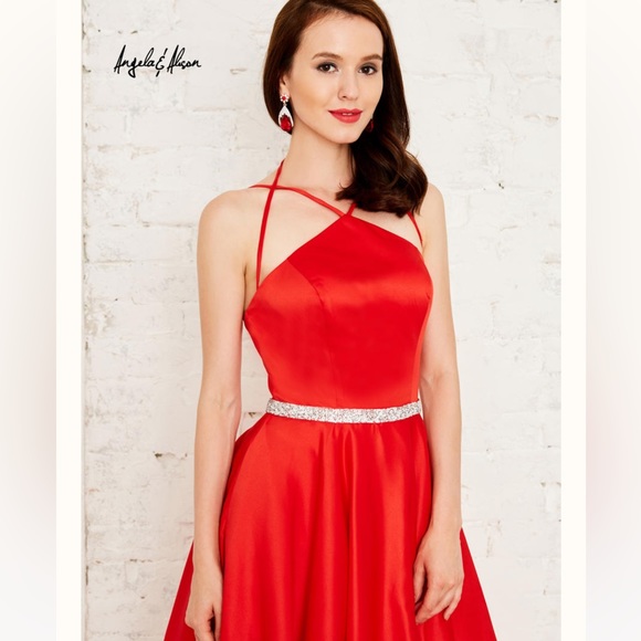 Angela & Addison Dress - Picture 2 of 3